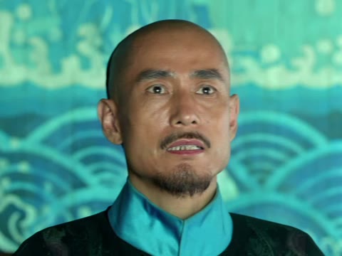 山西来堡村,石玉兰收到邢家良的休书,愤懑之下,要去罗城投奔于成龙.